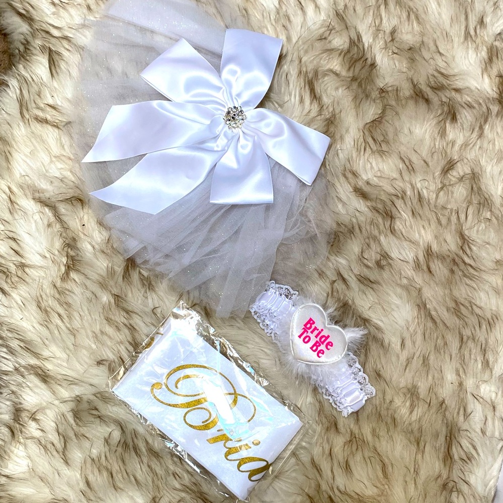 Bride to be accessories